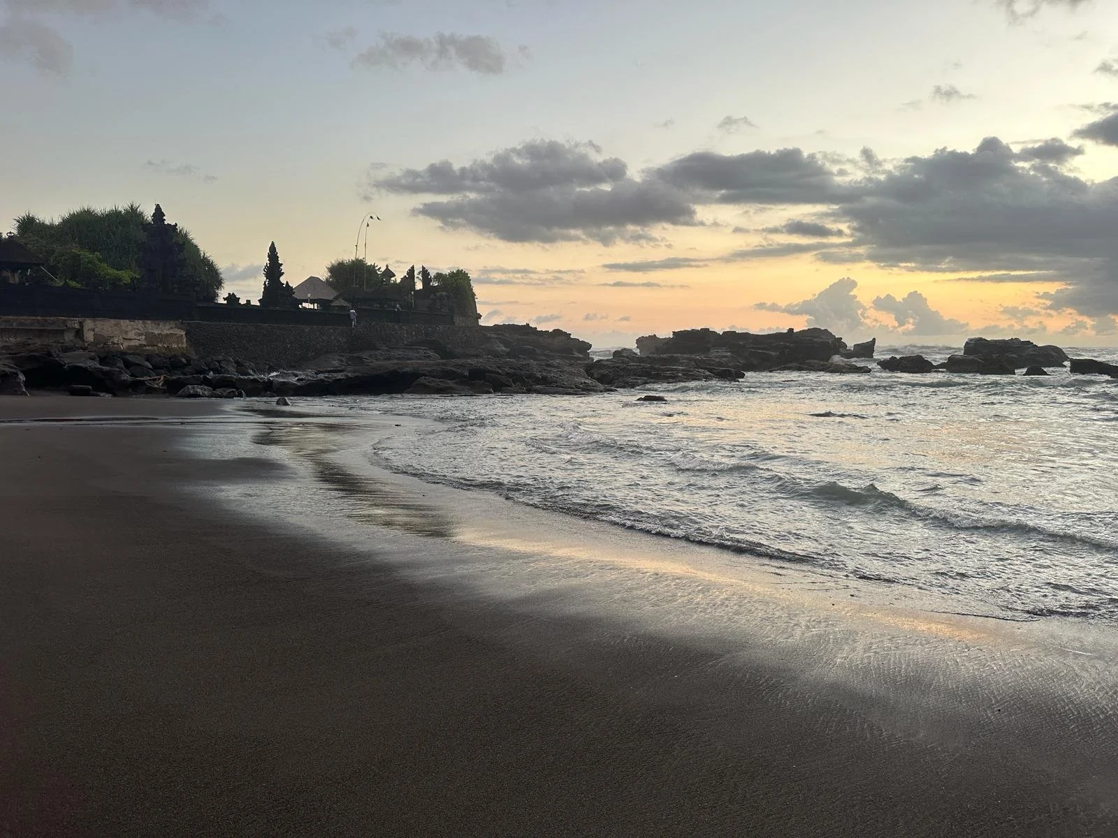 Waves of Grief Collective community gathering